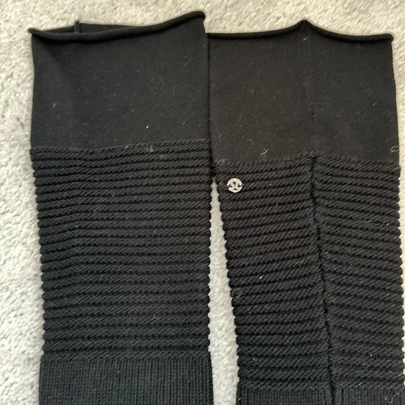 Lululemon Blissed Out Leg Warmers Black - Picture 9 of 10